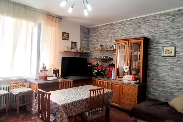 4-room flat in {3}, - Photo 1