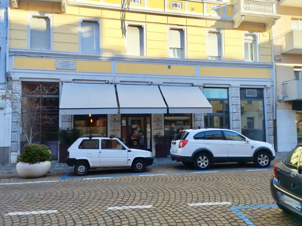Locale commerciale in , Monfalcone, {3} - Foto 2