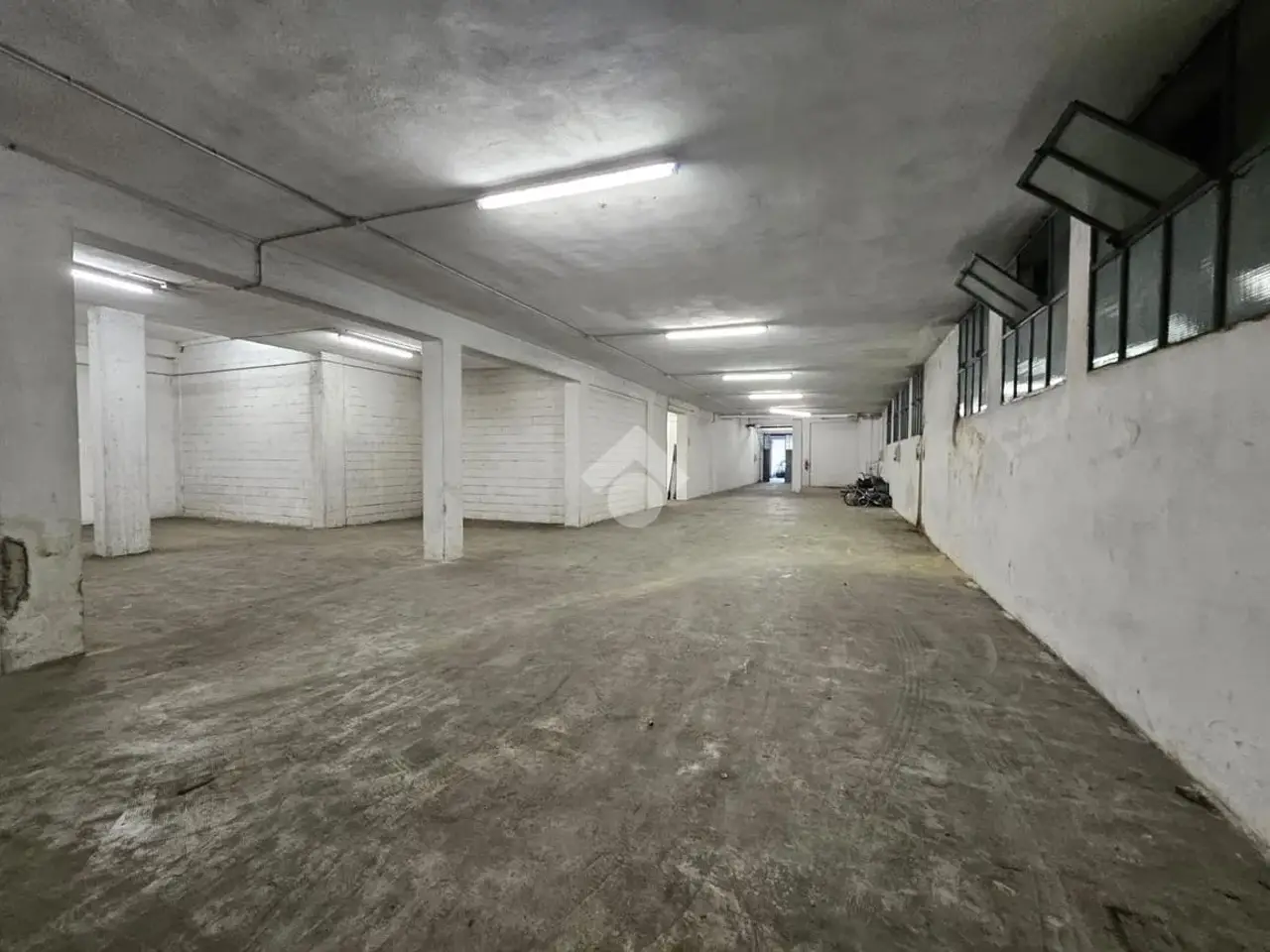 Magazzino in Via delle Tofane 8, Brescia, {3} - Foto 1