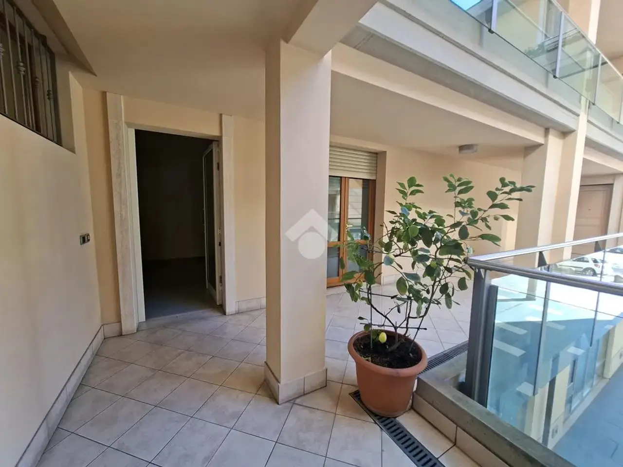 Ufficio in Corso G. Matteotti 126, Montecatini Terme, {3} - Foto 1