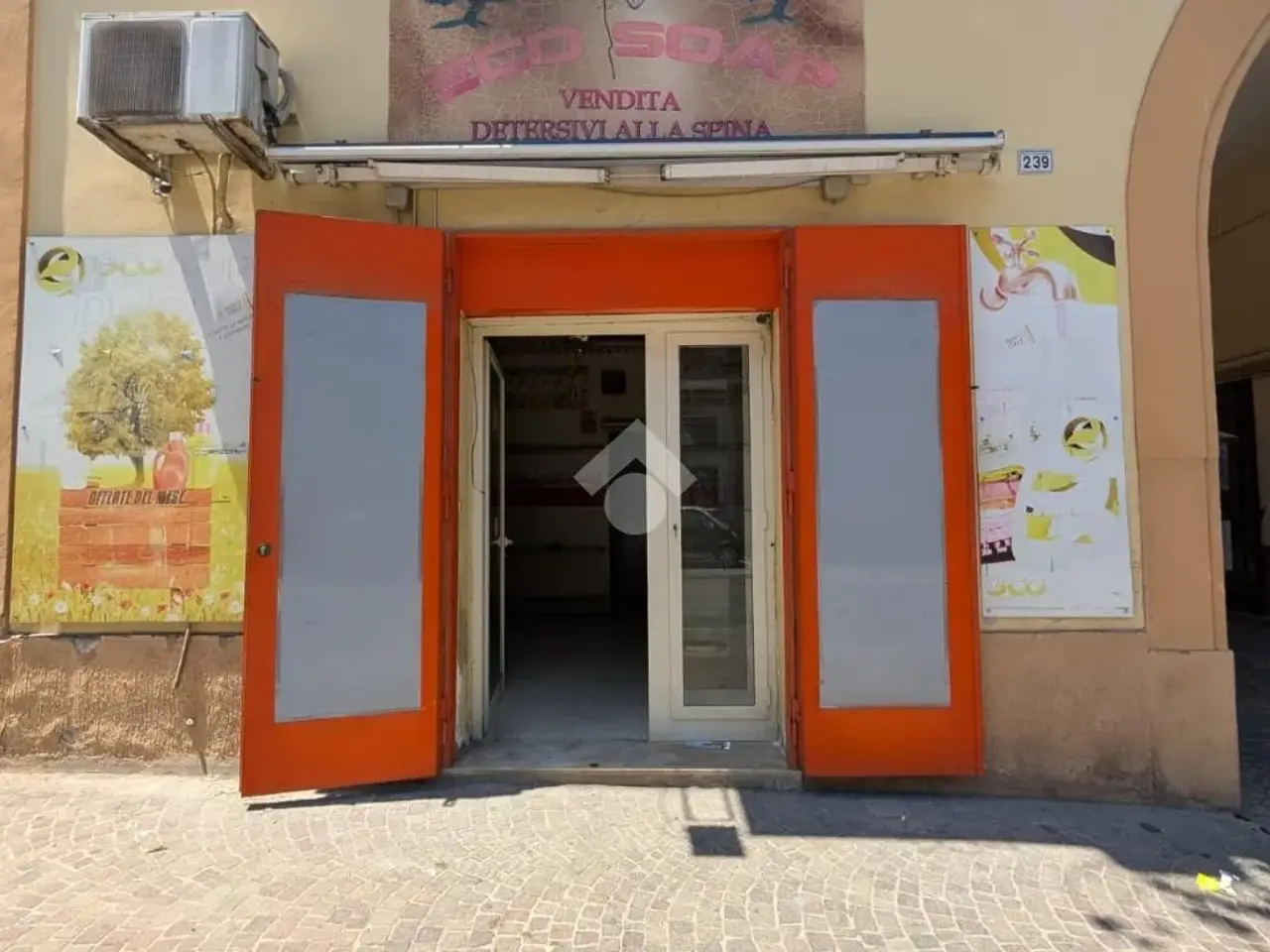 Negozio in Via Roma 239, Frattamaggiore, {3} - Foto 2
