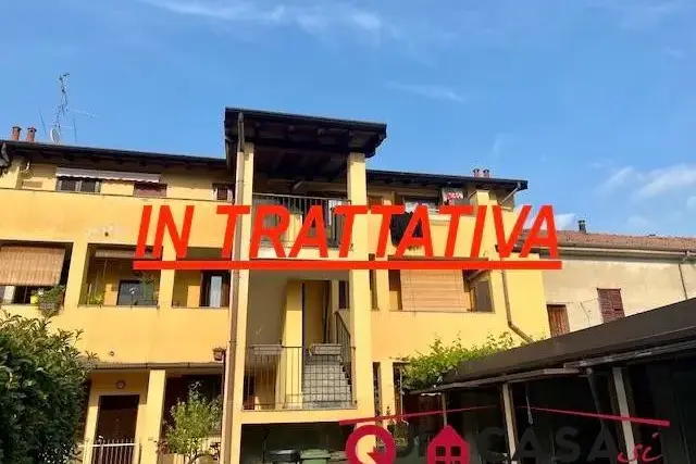 Trilocale in Via Aliprandi 10, Gorla Minore - Foto 1