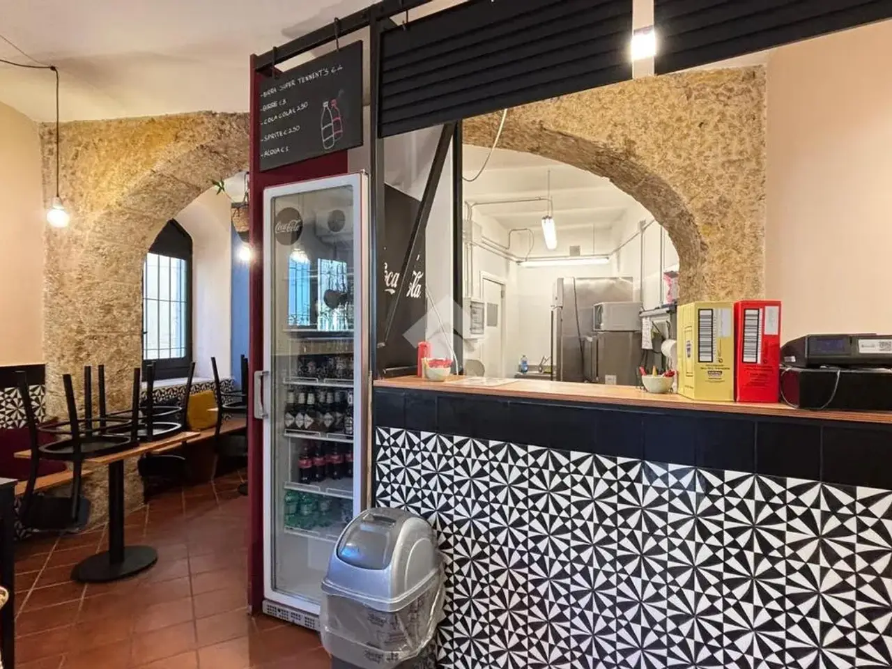 Negozio in Piazza San Lorenzo 15, Isola Del Liri, {3} - Foto 1