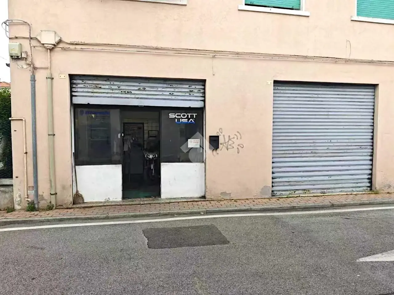 Negozio in Via Monte Sabotino 18, Venezia, {3} - Foto 1