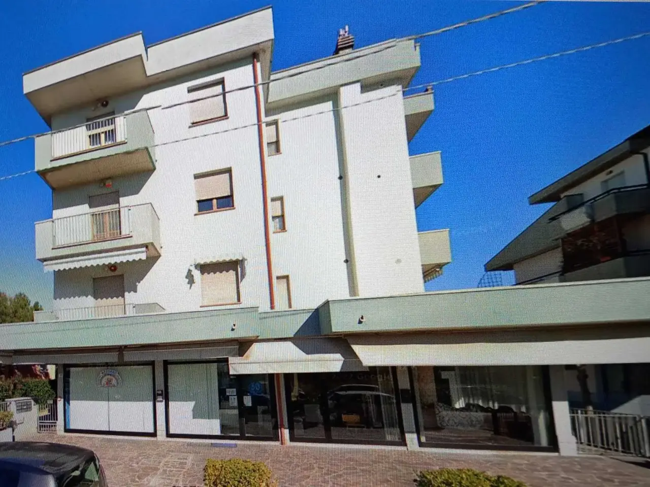 Abbigliamento in Via Emilia Vecchia 1, Rimini, {3} - Foto 1