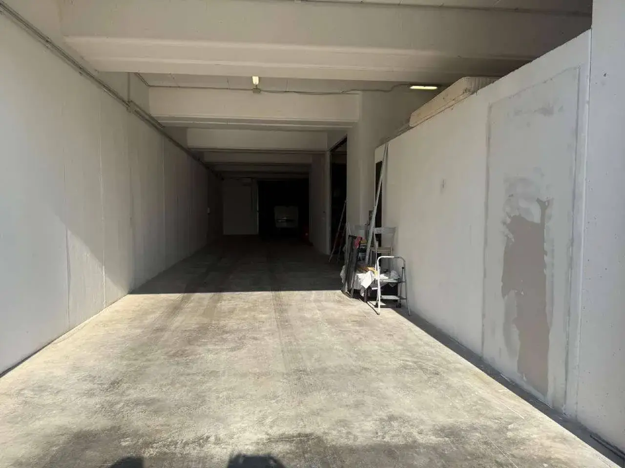 Magazzino in Via della Maggiona, Pomezia, {3} - Foto 1