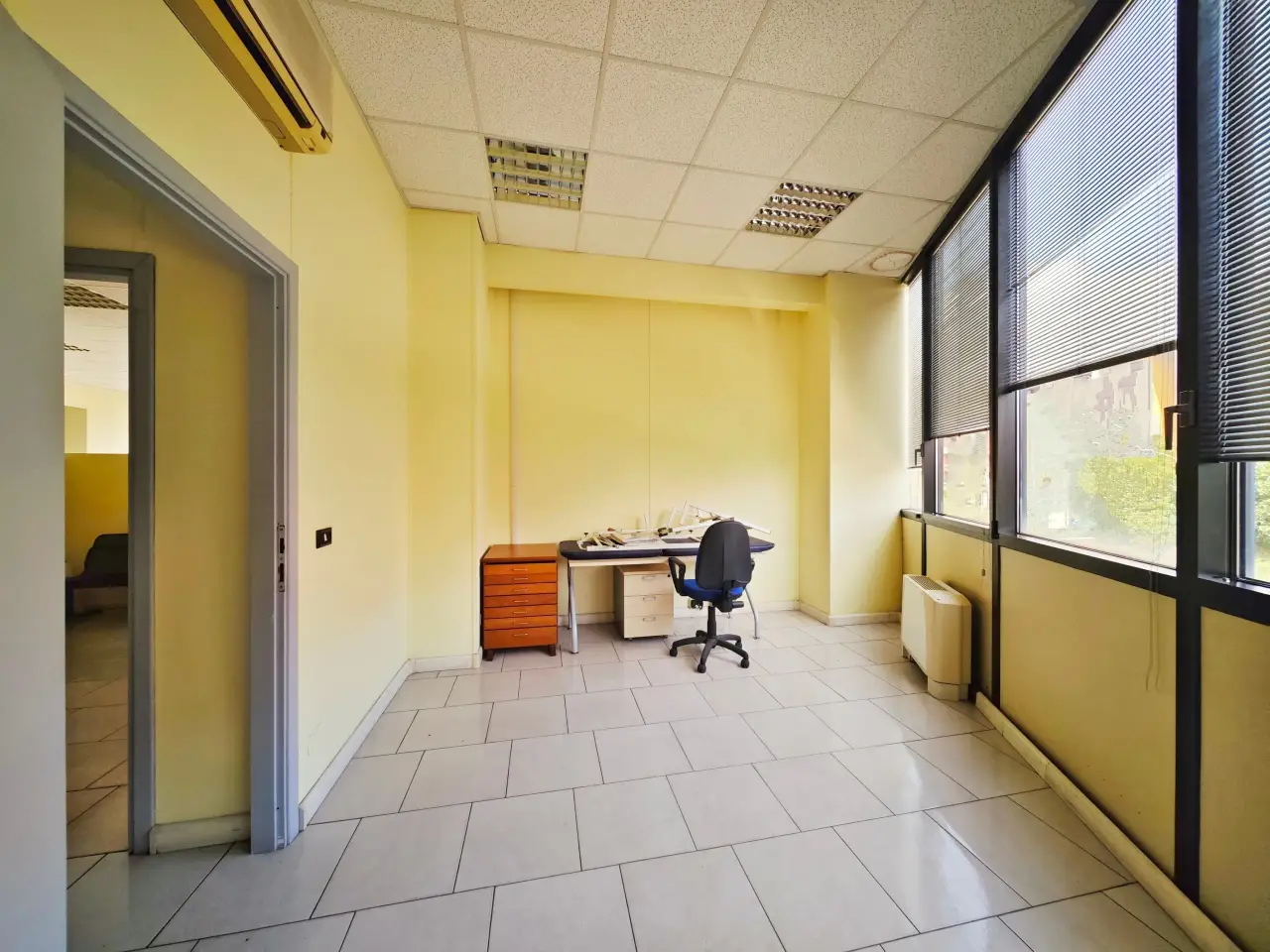 Ufficio in Via Brigata Partigiana Ugo Muccini 92, Sarzana, {3} - Foto 2