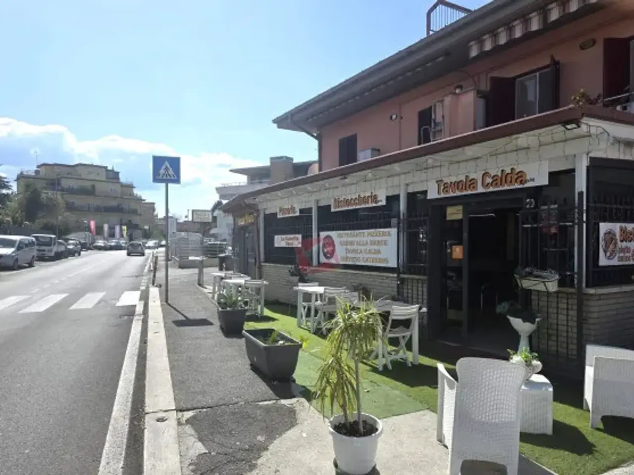 Tavola calda in Via di Prataporci, Roma, {3} - Foto 2