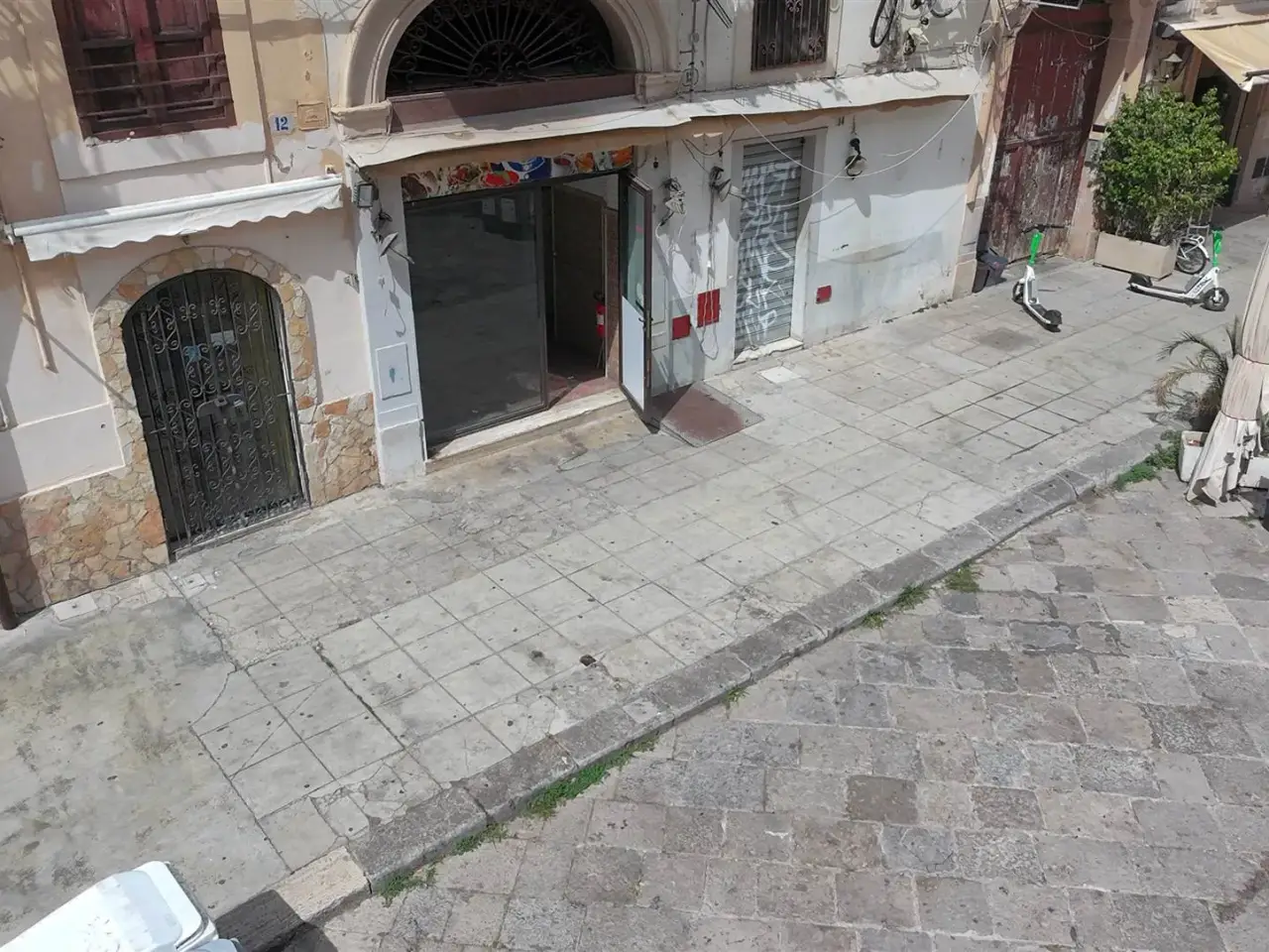 Negozio in Piazza Olivella, Palermo, {3} - Foto 1