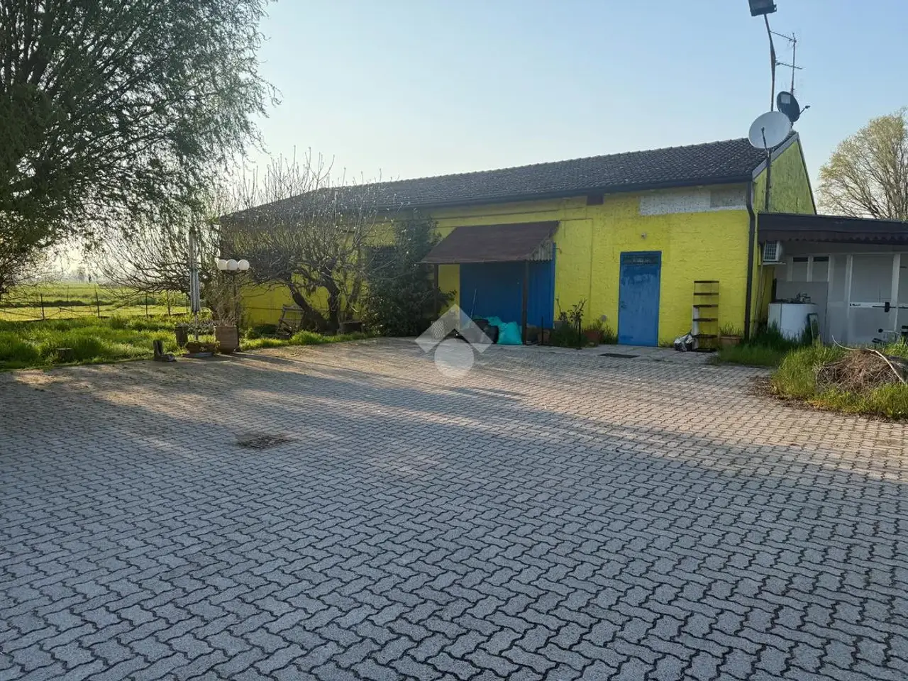 Negozio in Via Borgo Roldi 50, Pandino, {3} - Foto 1