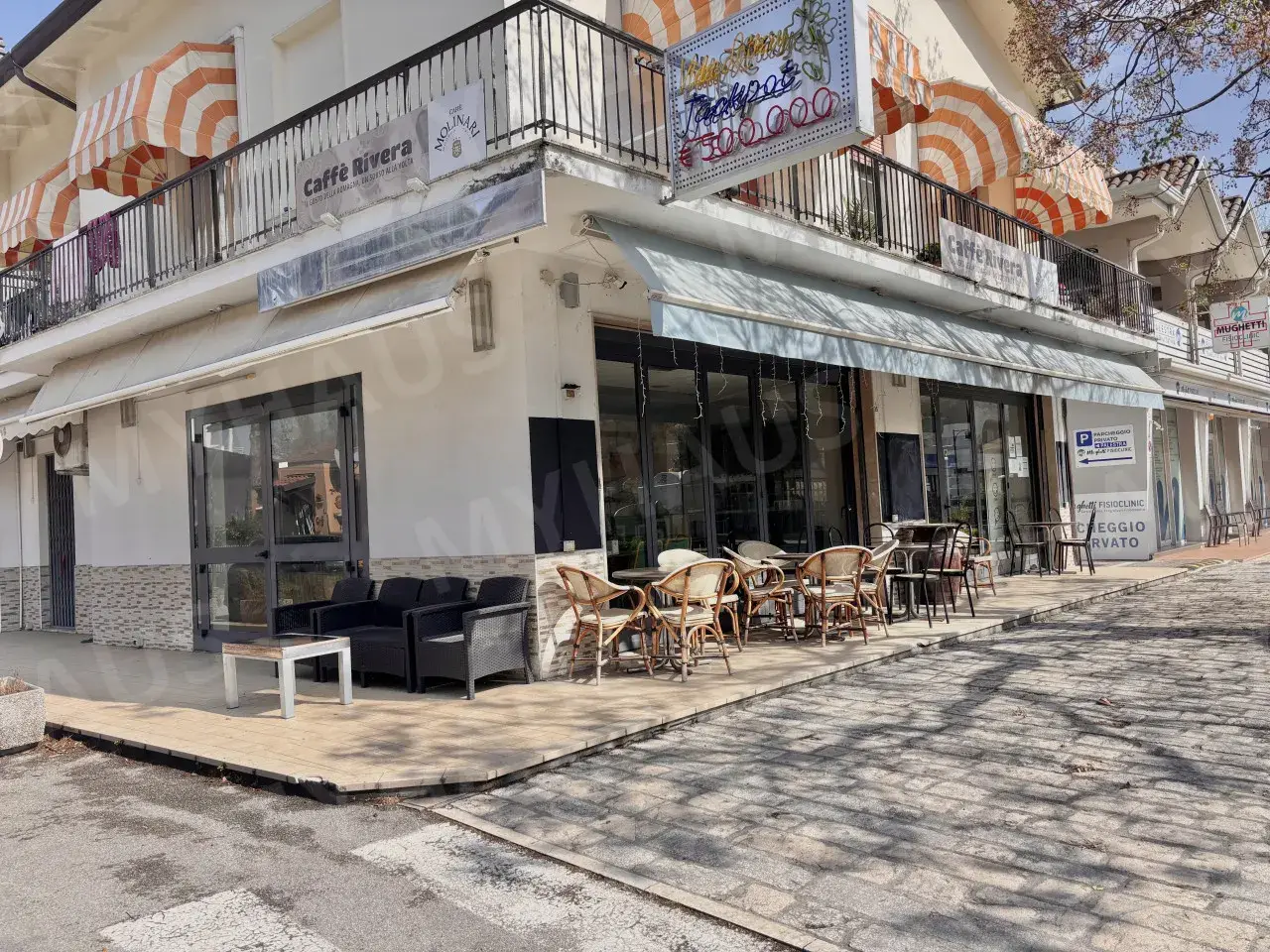 Negozio in Viale delle Nazioni, 85, Cesenatico, {3} - Foto 2