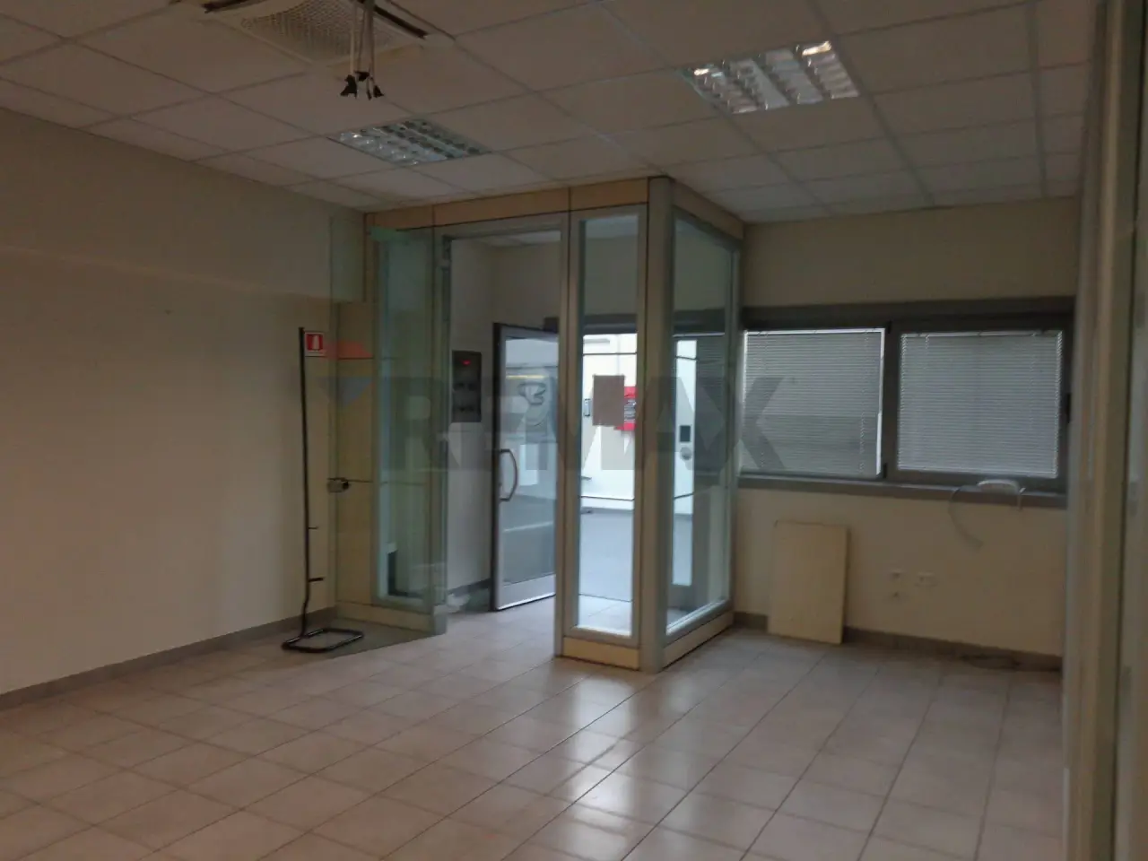 Ufficio in , Falconara Marittima, {3} - Foto 1