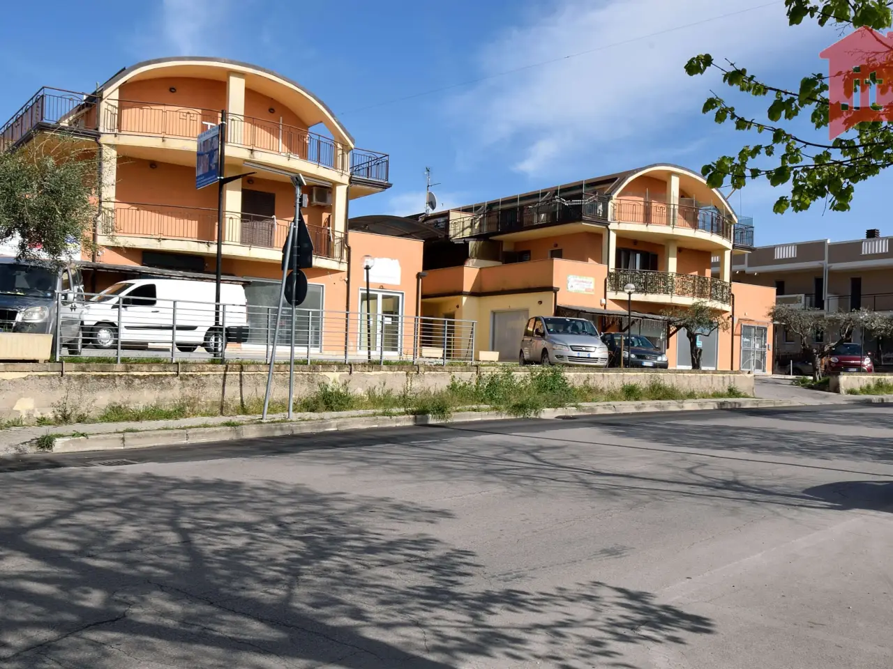 Magazzino in Via Incoronata 144, Vasto, {3} - Foto 1