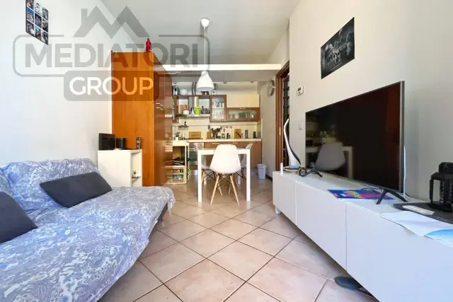 4-room flat in Via Mandriola 33, Ponsacco - Photo 1