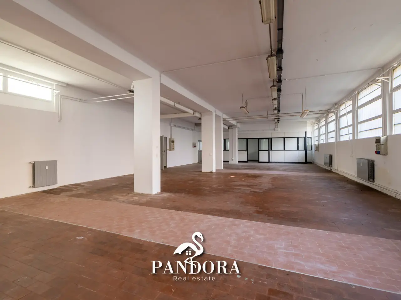 Palazzina commerciale in Via a. Costa 5, Gallarate, {3} - Foto 1