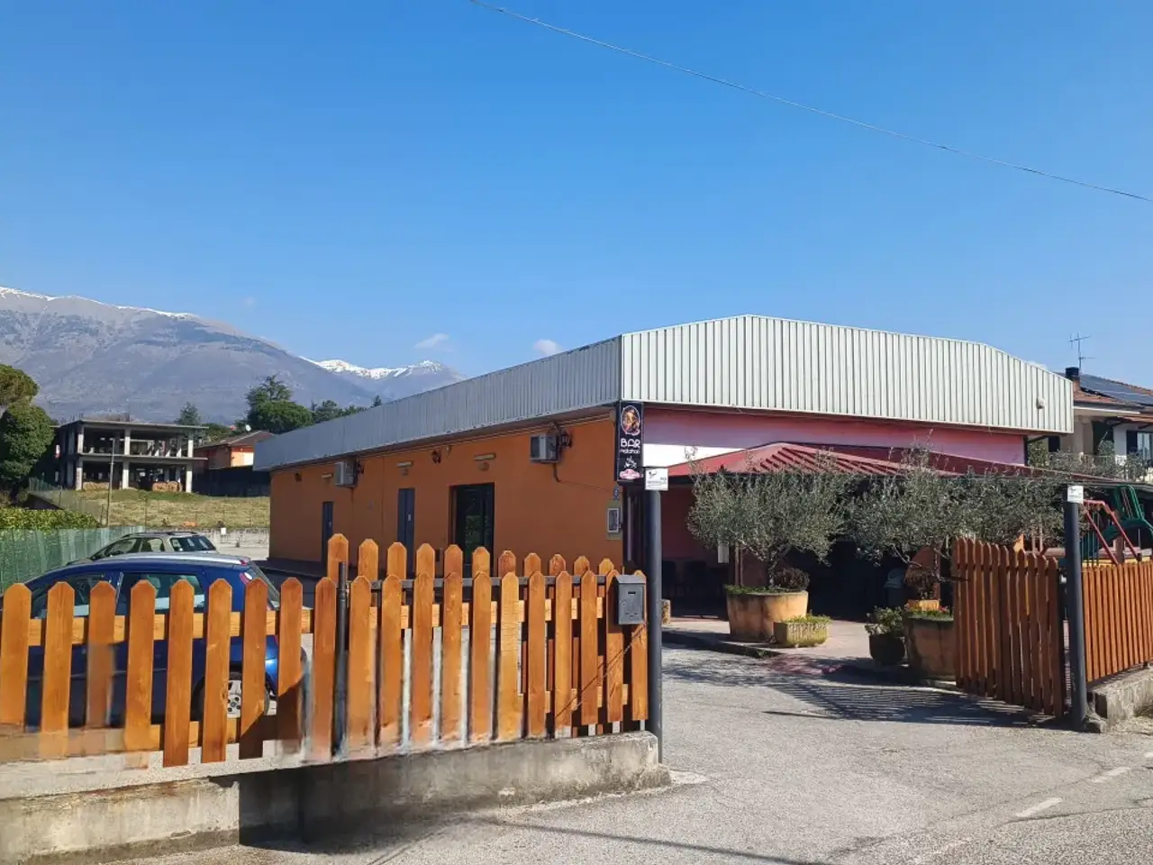 Esercizio commerciale in Via Sferracavallo, Sora, {3} - Foto 1