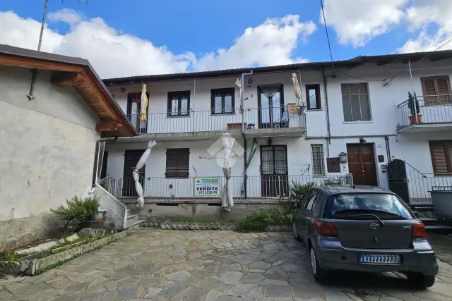 4-room flat in Via Primo Laurenti 27, Villar Perosa - Photo 1