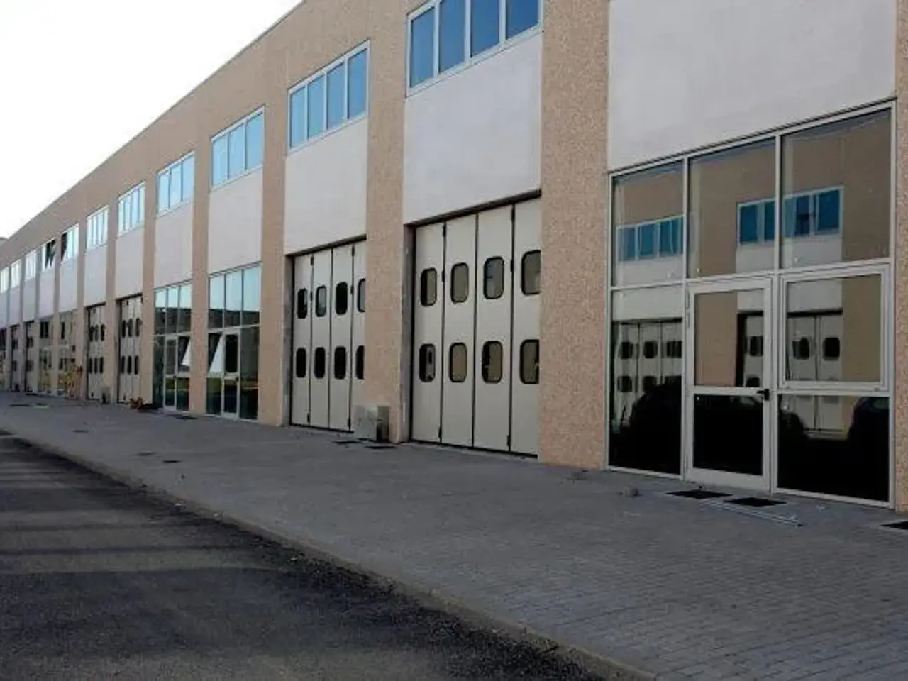 Capannone in , Livorno, {3} - Foto 2
