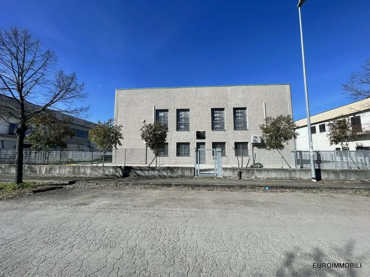 Capannone in Via per Parma, Traversetolo, {3} - Foto 1