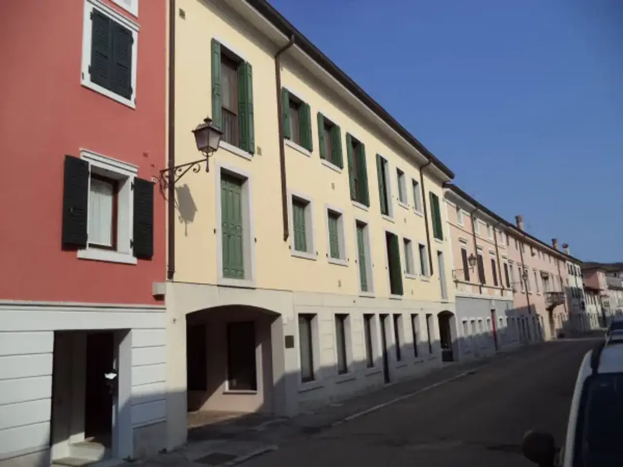 Negozio in Via Cesare Battisti 13, Gradisca D'Isonzo, {3} - Foto 2