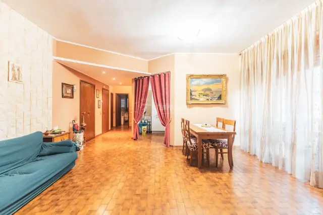 3-room flat in Via Vittorio Alfieri 5, Settimo Milanese - Photo 1