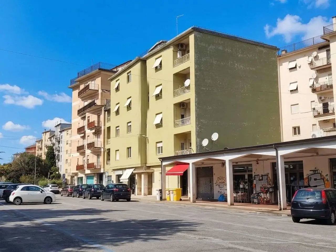 Negozio in , Chiaravalle, {3} - Foto 1