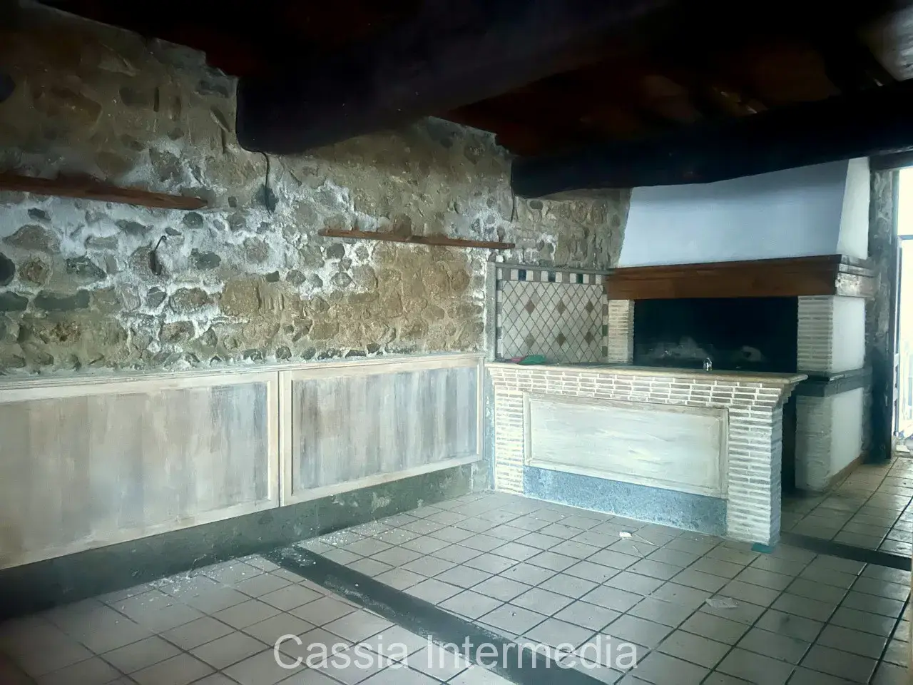 Negozio in Piazzale La Marmora 4, Monterosi, {3} - Foto 1