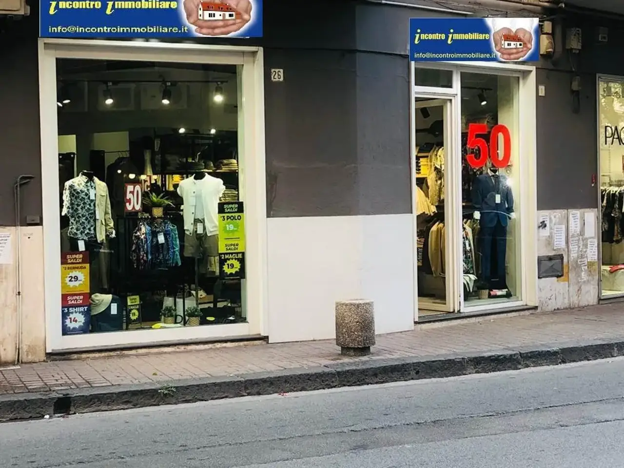 Negozio in Piazza Caduti Civili di Brescia, Salerno, {3} - Foto 2