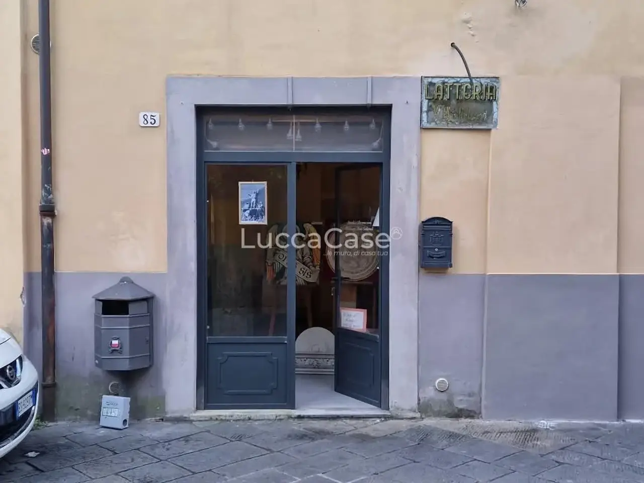 Locale commerciale in a S. Giorgio 58, Lucca, {3} - Foto 2
