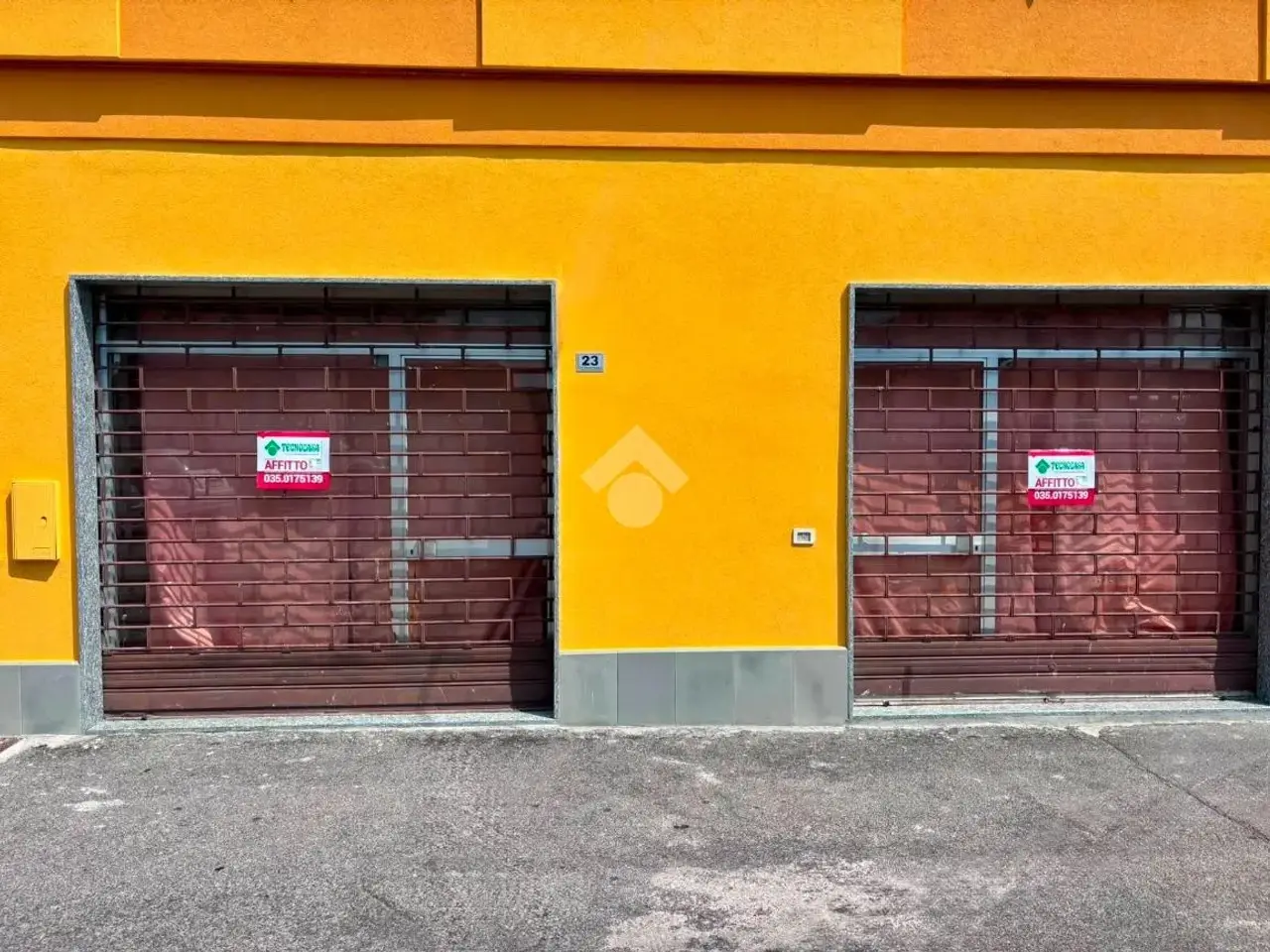 Negozio in Via Vittorio Veneto 21, Provaglio D'Iseo, {3} - Foto 2