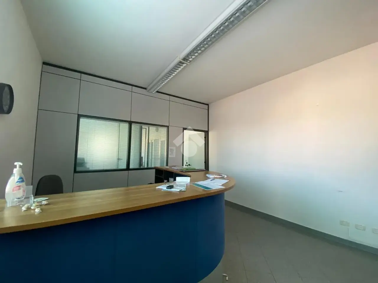 Ufficio in Via Brigata Reggio 1, Reggio Emilia, {3} - Foto 1
