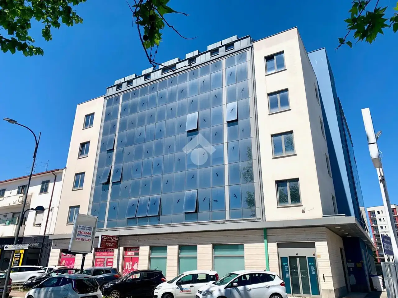 Palazzina commerciale in Via Tiburtina Valeria 54, Pescara, {3} - Foto 2