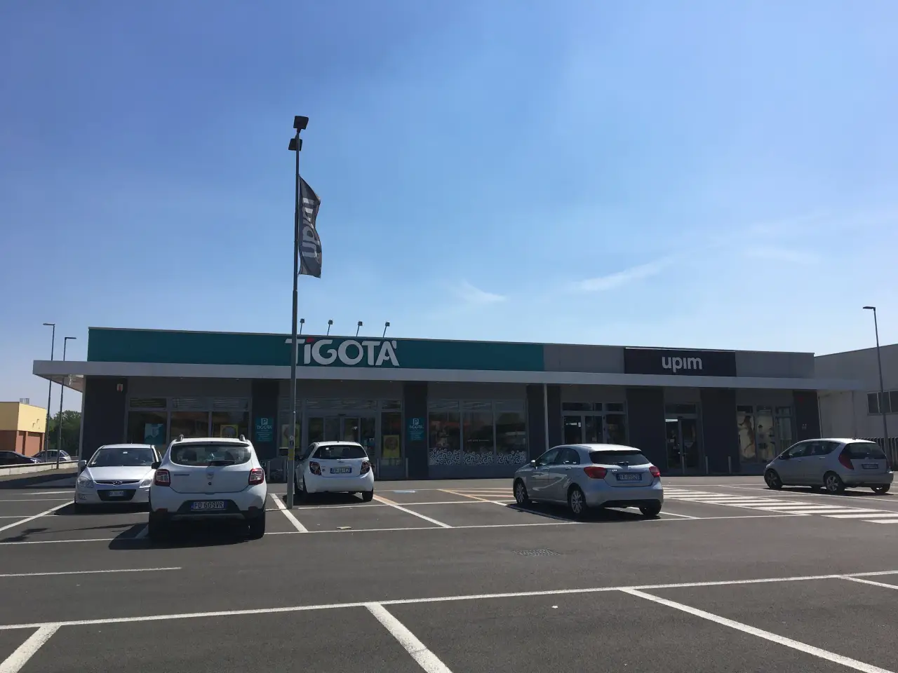 Locale commerciale in , Piacenza, {3} - Foto 1