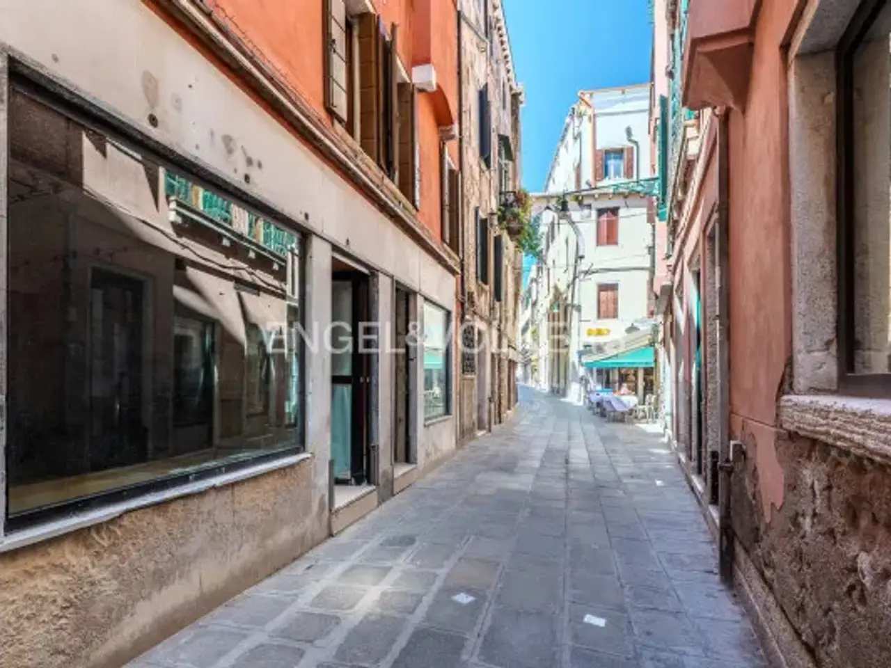 Negozio in Campo Santo Stefano, Venezia, {3} - Foto 1