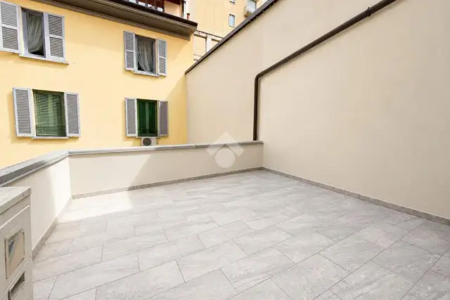 insertion image