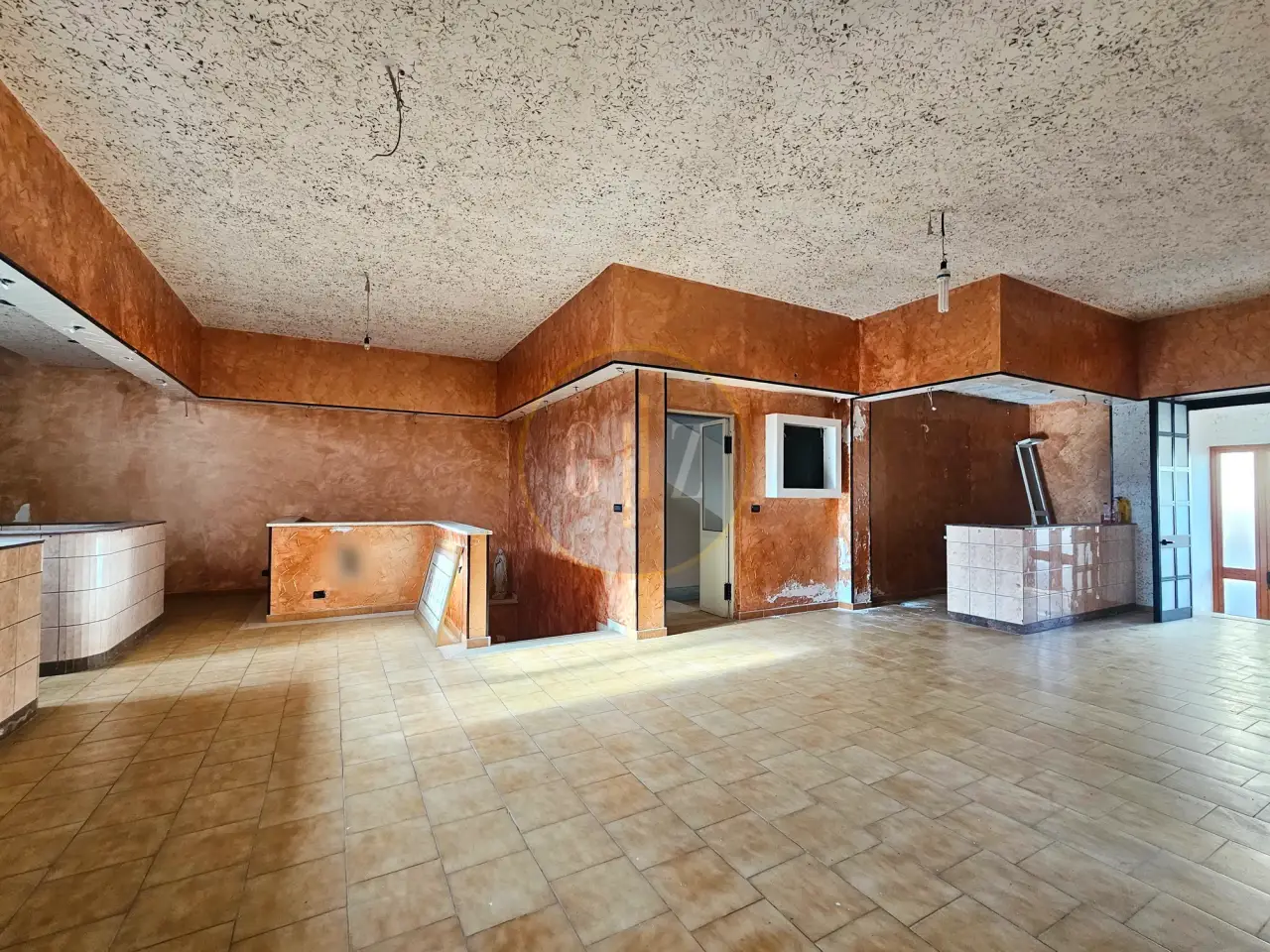 Showroom in Via Alessandro Volta 6, Soleto, {3} - Foto 1