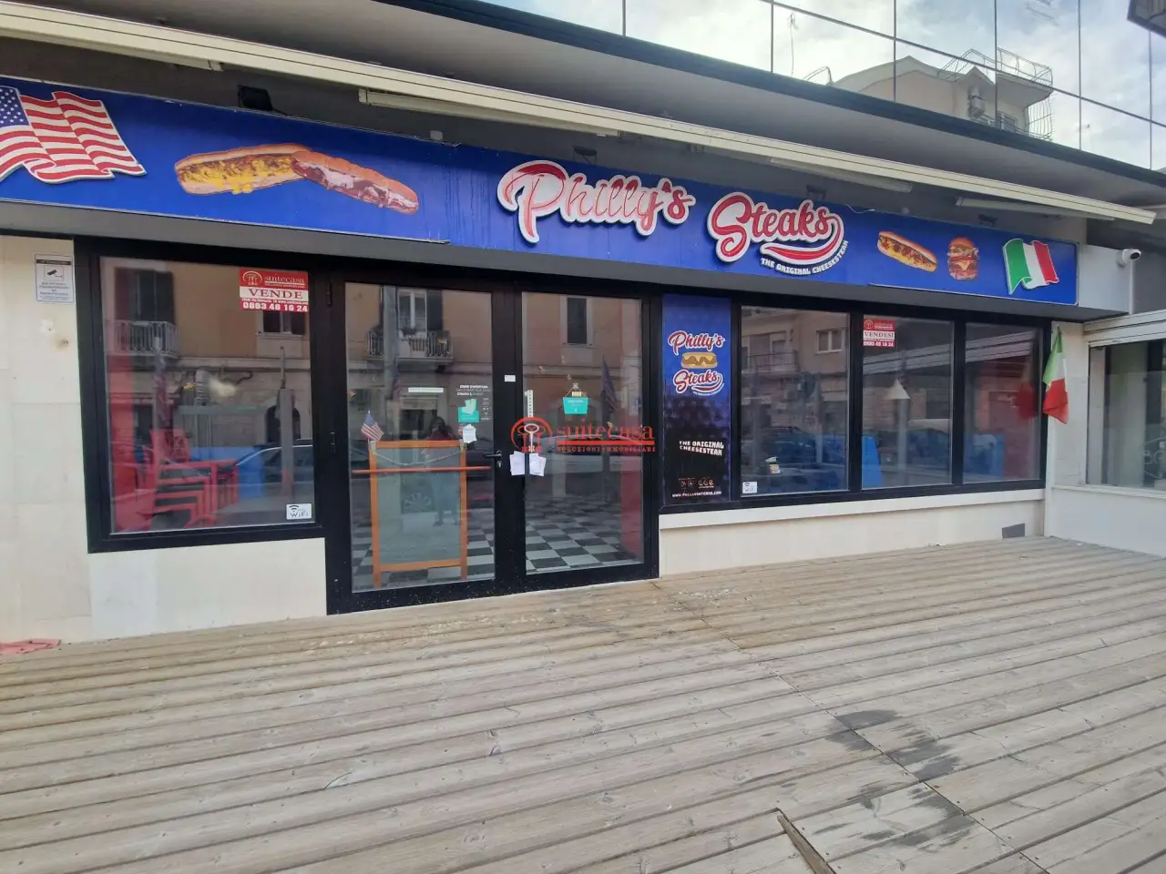 Concessionario in Via Giuseppe De Robertis 33, Trani, {3} - Foto 2
