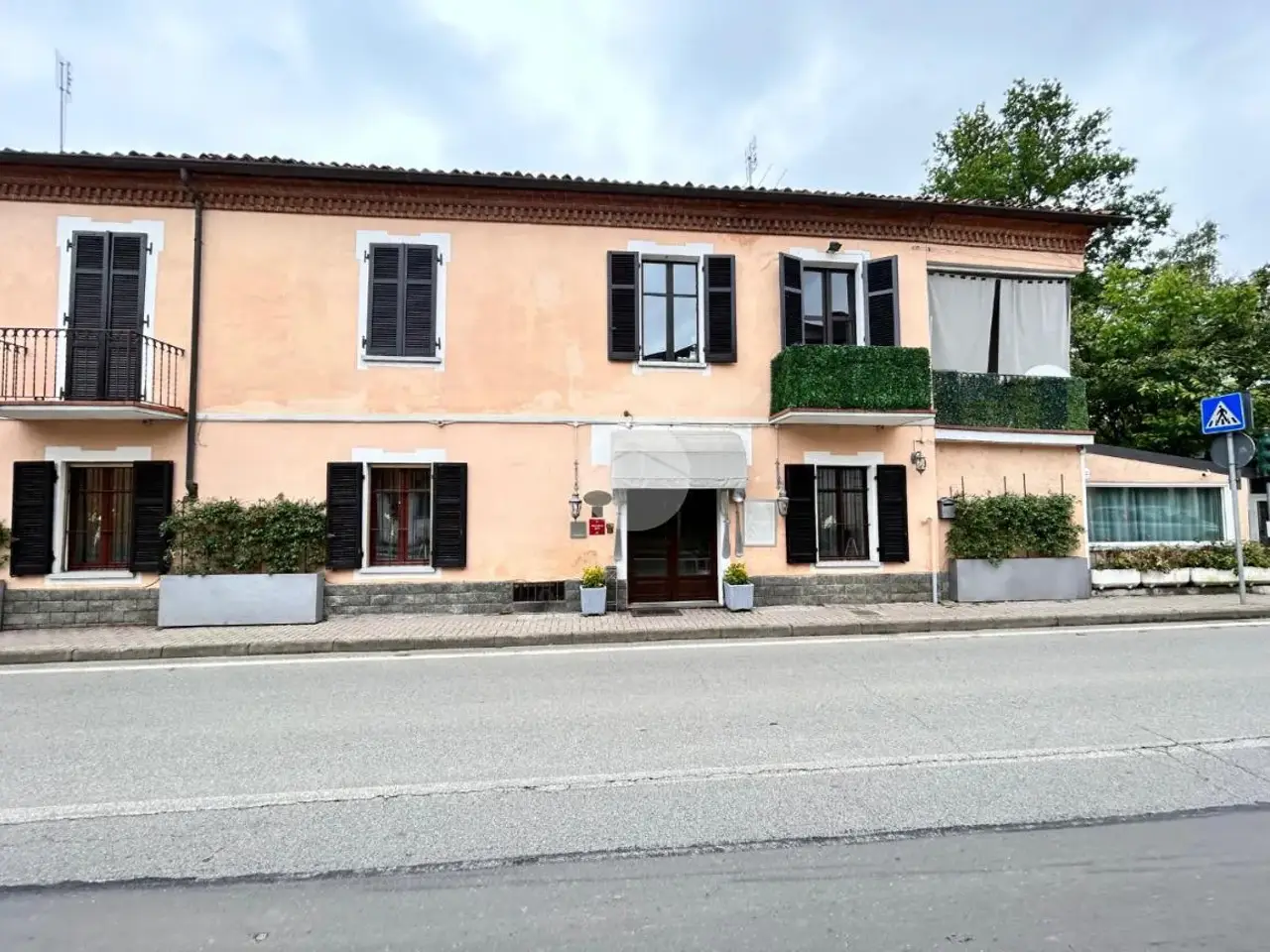 Negozio in Via Umberto I 25, Trofarello, {3} - Foto 1