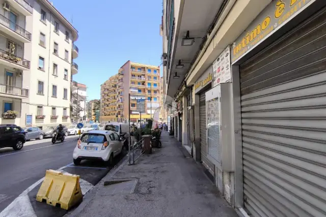 Shop in Via Arenella 13, Napoli - Photo 1