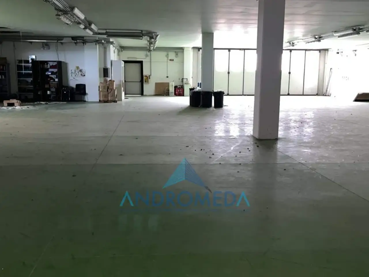 Palazzina commerciale in , Giove, {3} - Foto 1