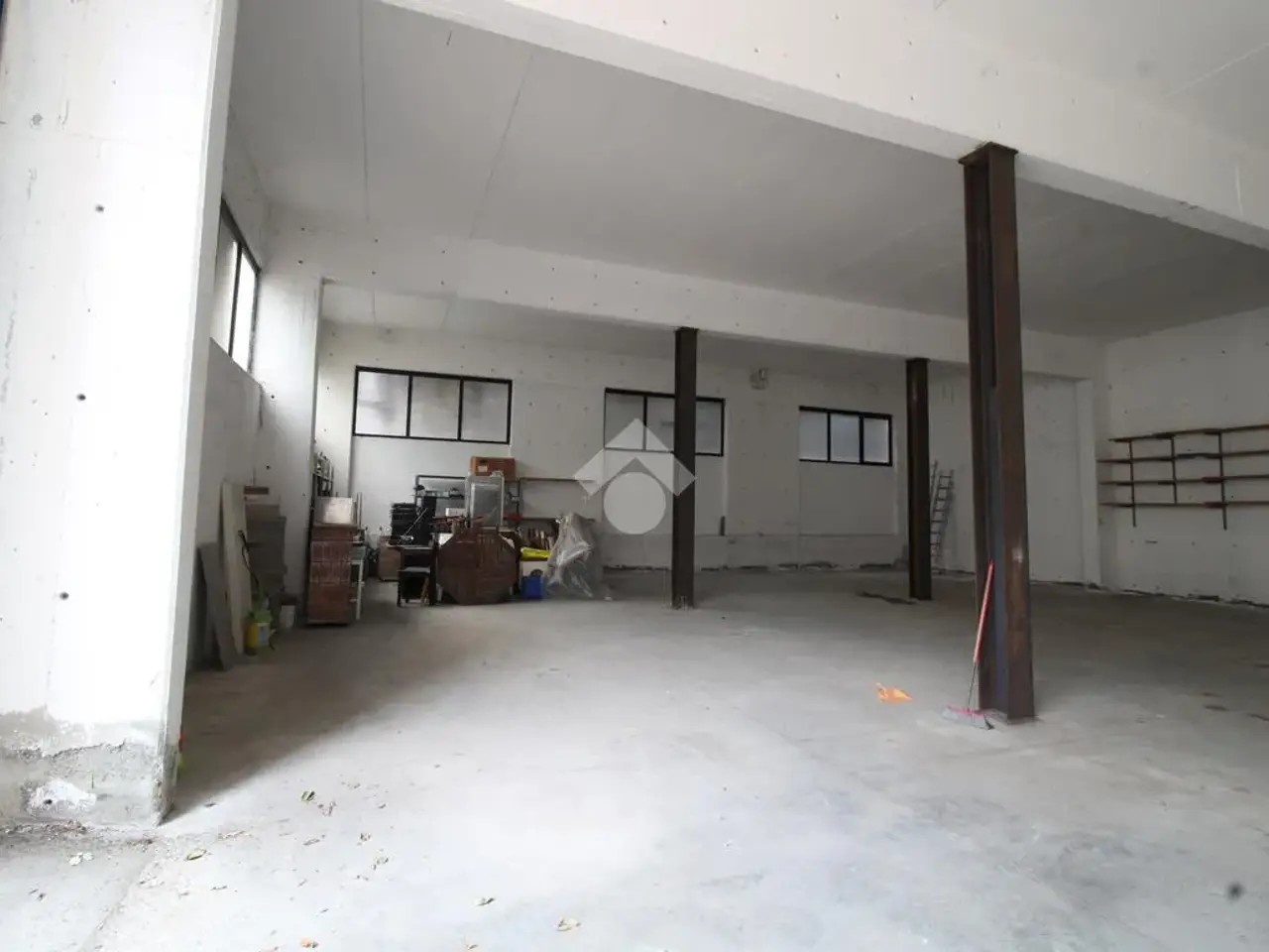 Capannone in Via Malogno 2, Palazzolo Sull'Oglio, {3} - Foto 2
