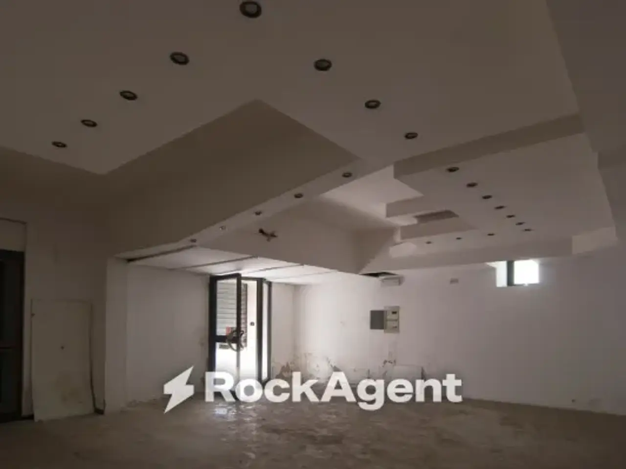 Magazzino in Via Arpi 152, Foggia, {3} - Foto 2