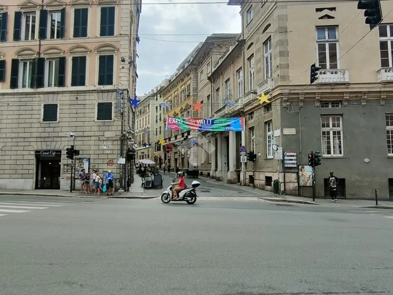 Negozio in Largo della Zecca, Genova, {3} - Foto 1