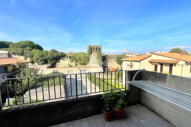 2-room flat in Via Bechi Gino, Lastra a Signa - Photo 1