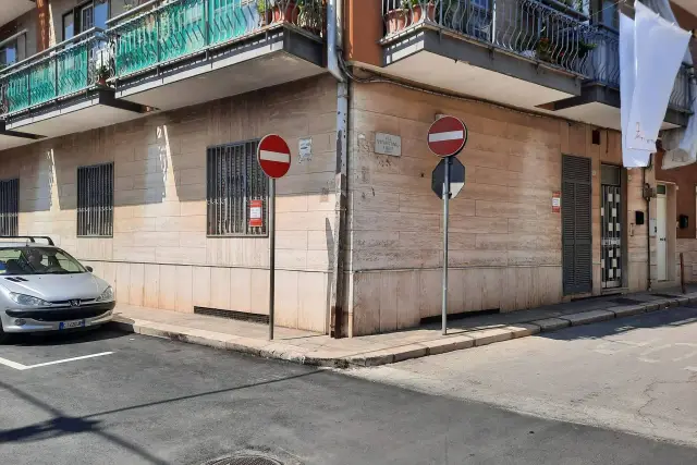 Trilocale in Via Monsignor Vitantonio Fioni 73, Bitritto - Foto 1