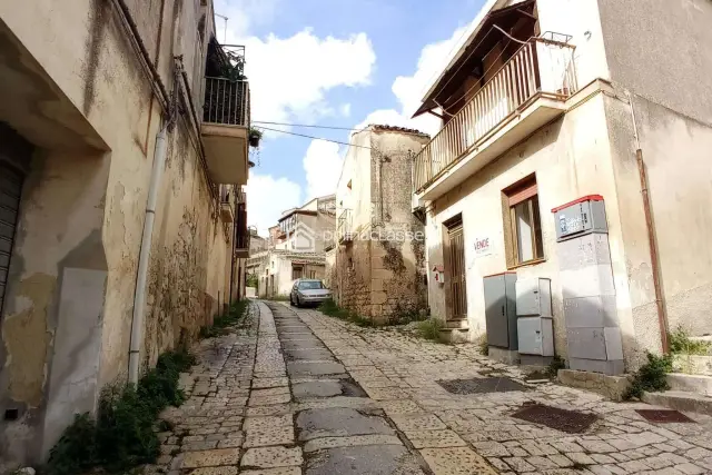 Detached house, Modica - Photo 1