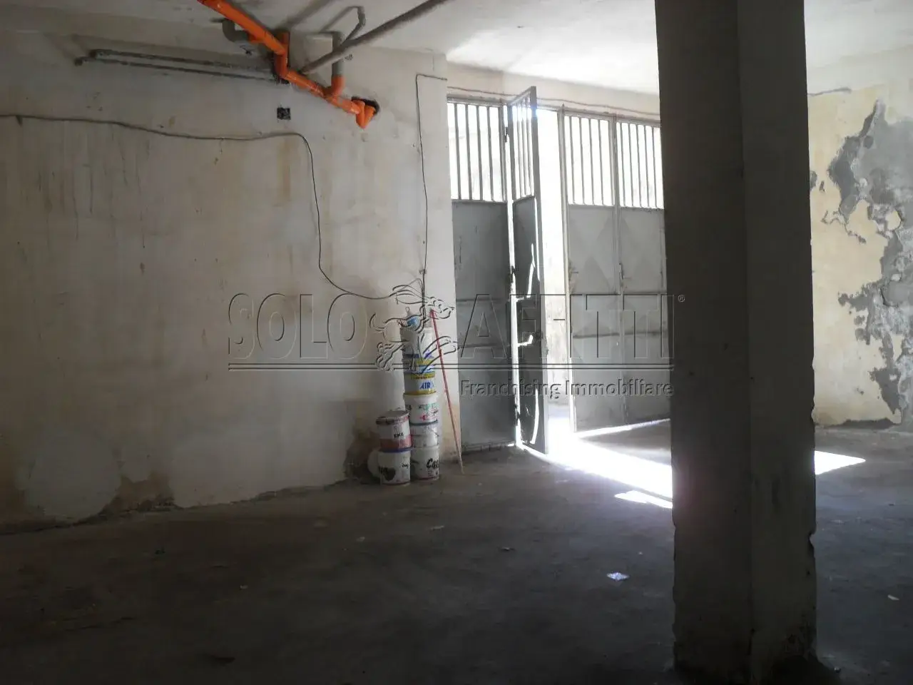 Magazzino in Via Salvador Allende 14, Misterbianco, {3} - Foto 1