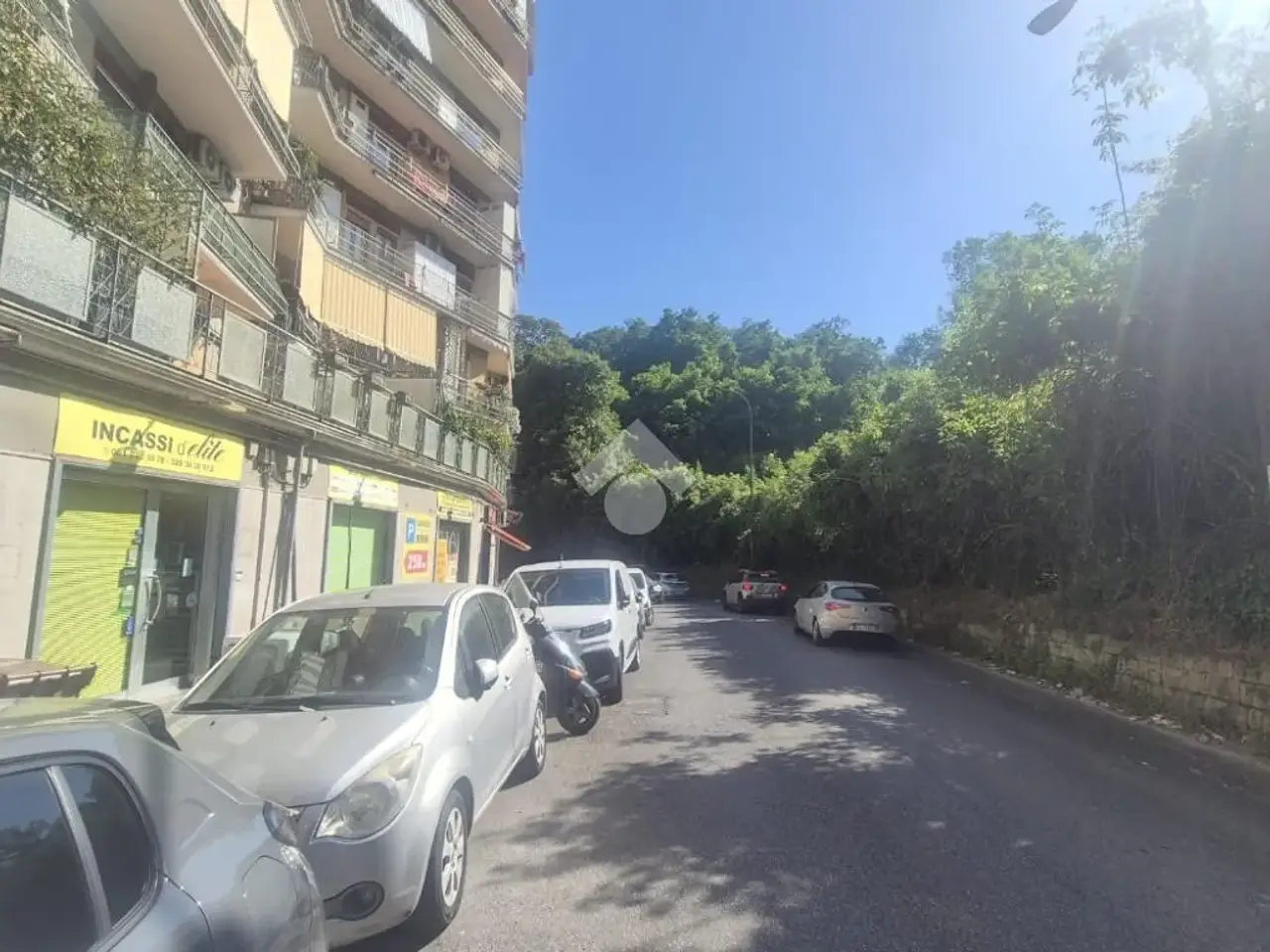 Negozio in Via Gabriele Jannelli 496, Napoli, {3} - Foto 2