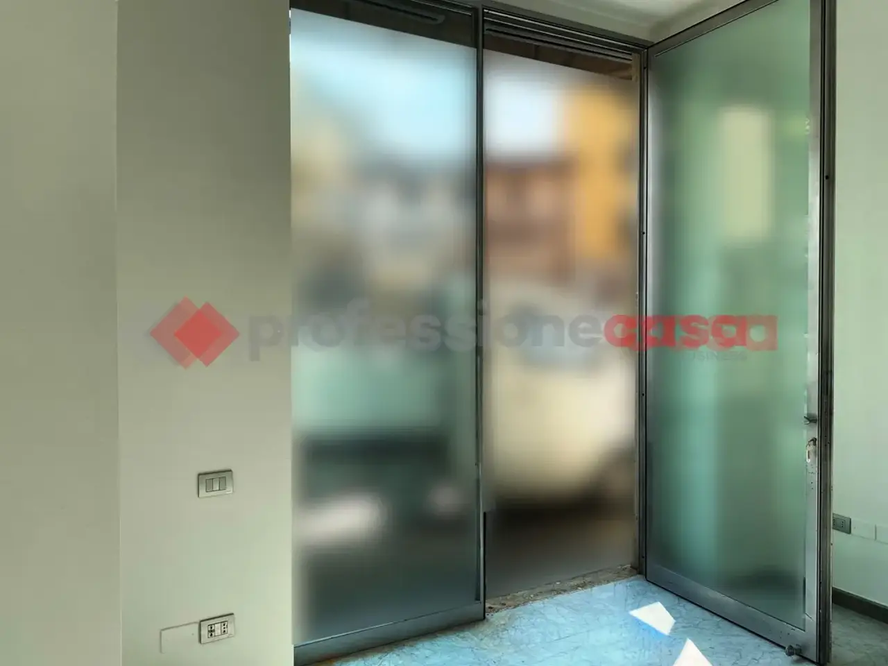 Negozio in , Livorno, {3} - Foto 1