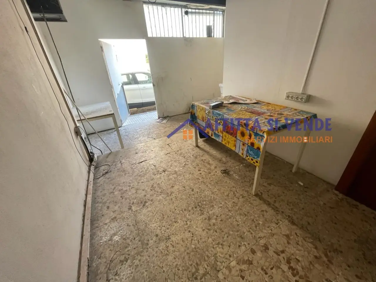 Negozio in Via Giarre 8, Siracusa, {3} - Foto 1